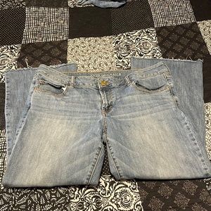 AE Boyfriend Fit Jeans